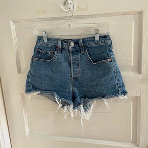 Levi's 501 original women's shorts, size 26, medium blue